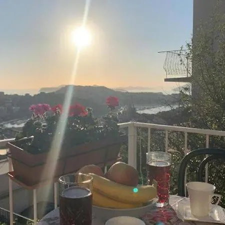 2 - Double With Shared Bathroom 1 - 5 Apartment *