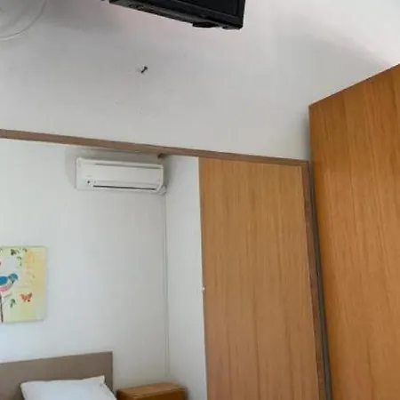 2 - Double With Shared Bathroom 1 - 5