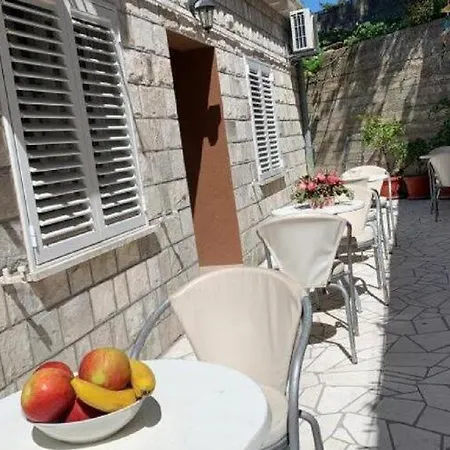 Apartamento 2 - Double With Shared Bathroom 1 - 5